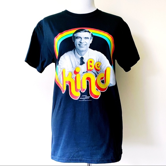 🆕 Mr. Rogers Neighborhood Rainbow T-Shirt Pride - Picture 2 of 7